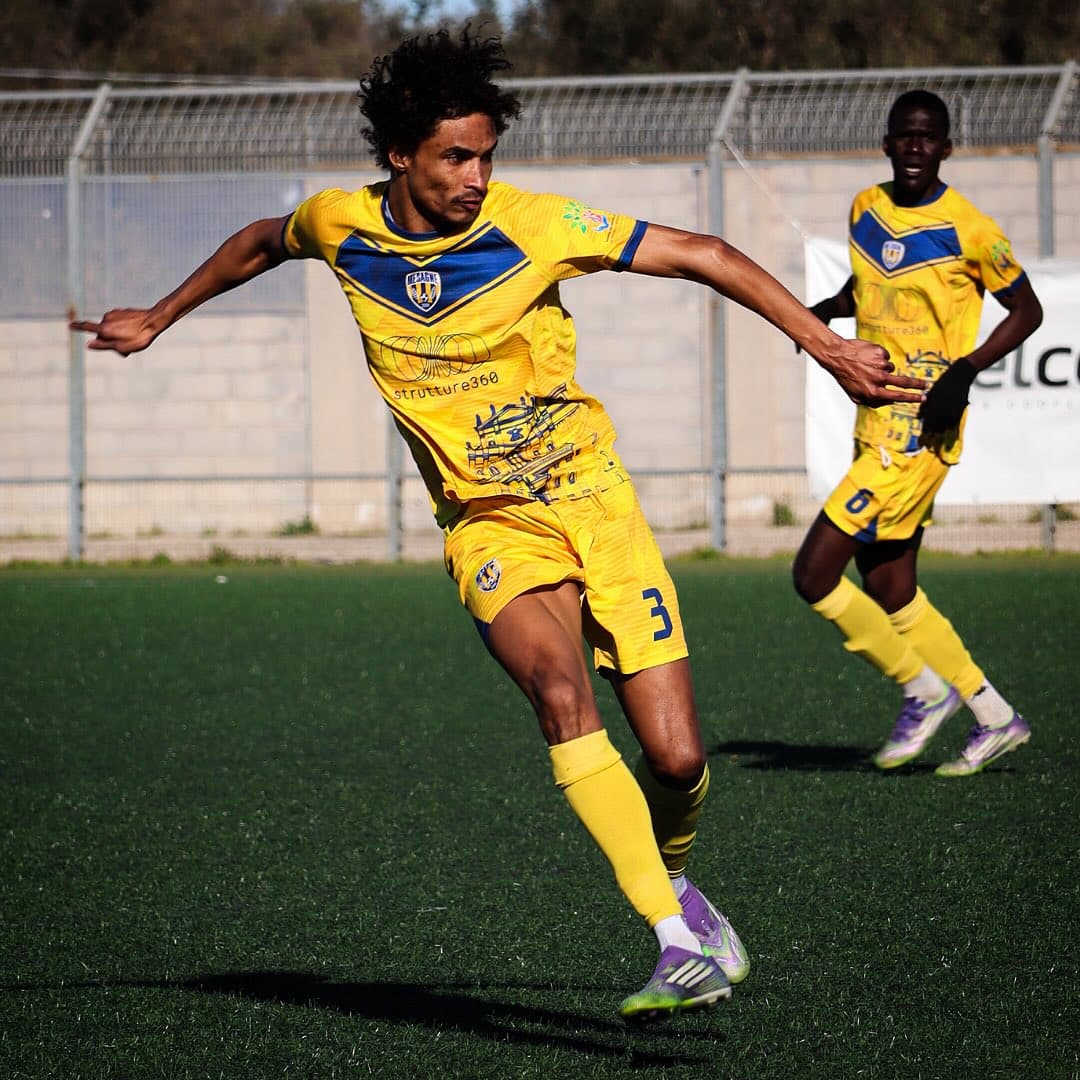 Calcio · Mesagne action